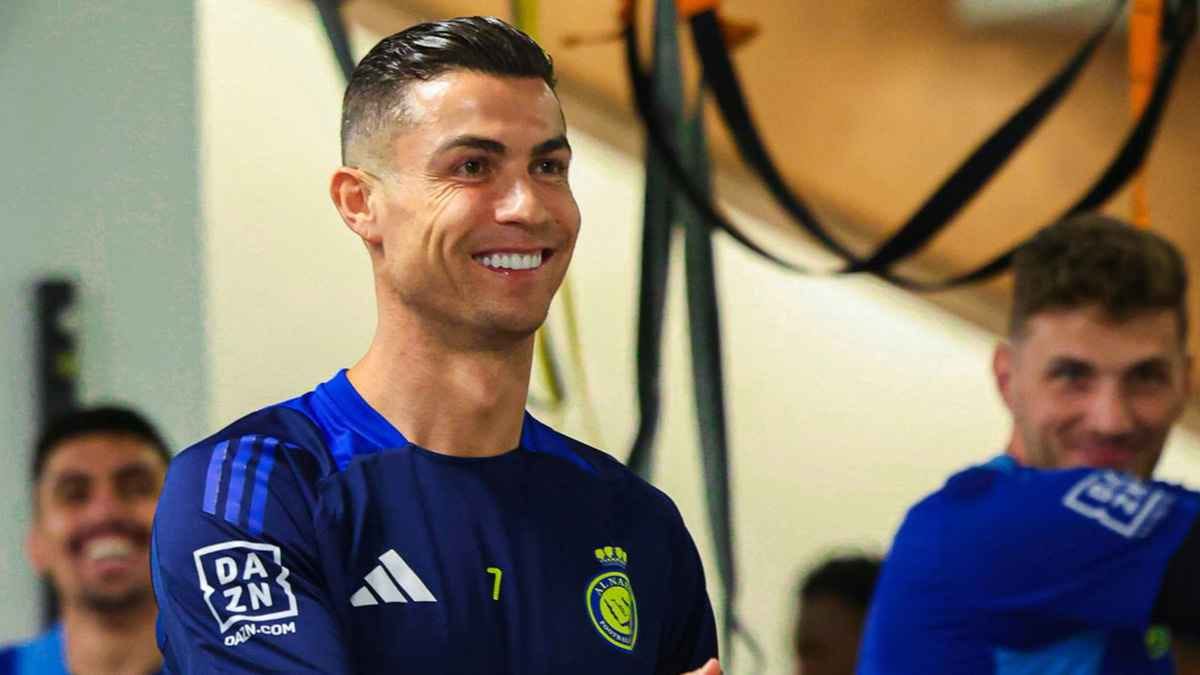 رونالدو يوصي بضم جرينوود إلى النصر