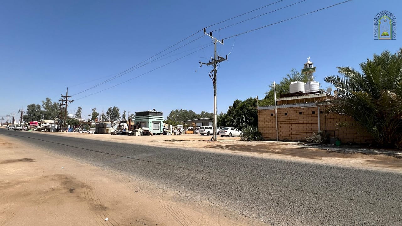 رصد اختلاس كهرباء مسجد في تبوك لتشغيل سوق وسكن للعمالة