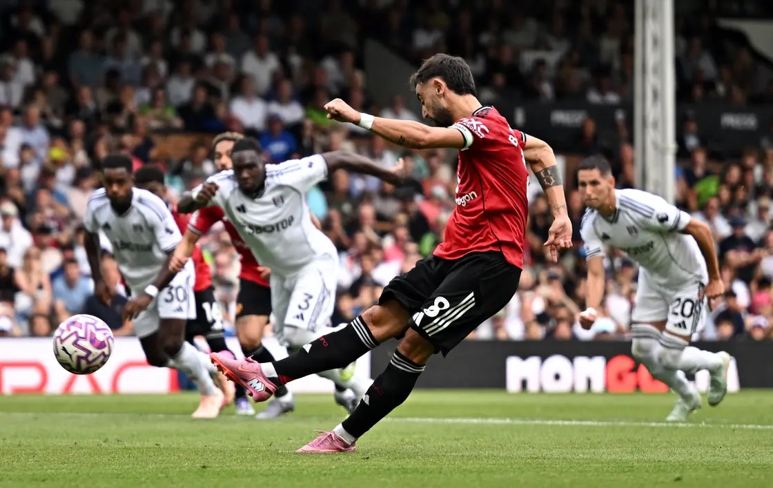 فرنانديز يوضح سبب إهداره ركلة الجزاء أمام فولهام