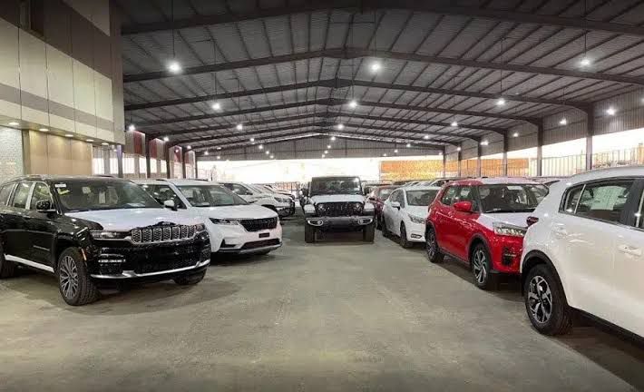 مقترح لإلغاء شرط الضمان البنكي لافتتاح معارض بيع المركبات