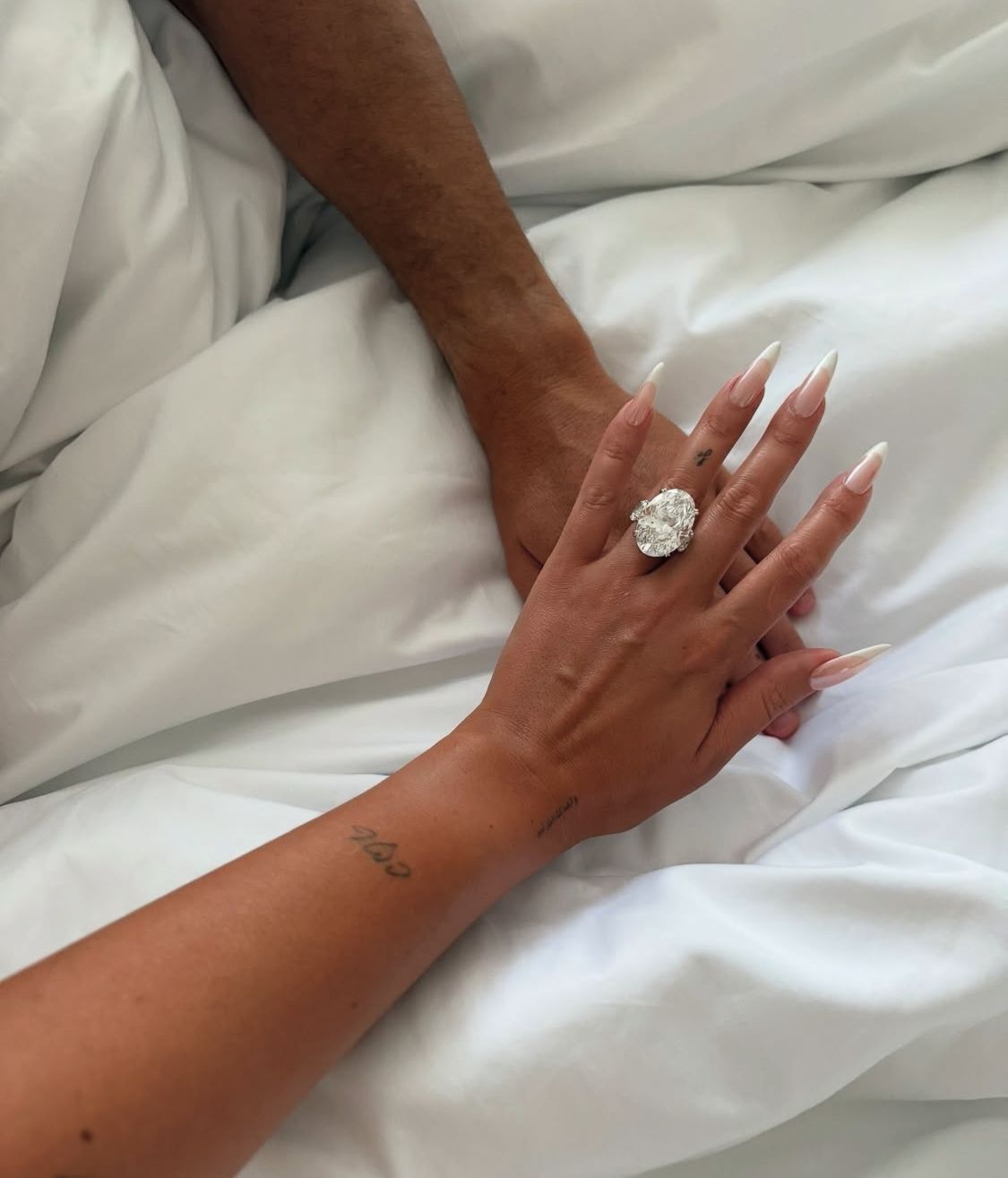 خاتم خطوبة جورجينا من رونالدو يثير ضجة عالمية وسط اتهامات بالتزييف