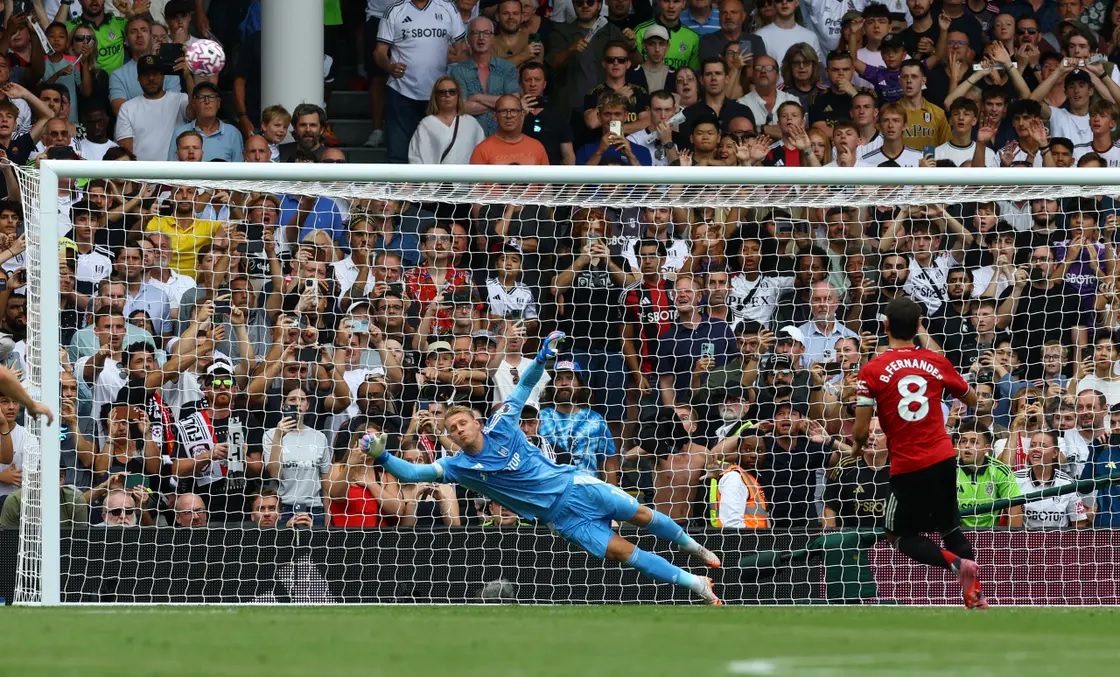 فرنانديز يوضح سبب إهداره ركلة الجزاء أمام فولهام