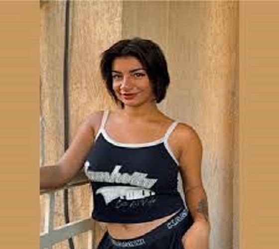 القبض على بلوجر مصرية ملقبة بصديقة الطلبة.. فيديو