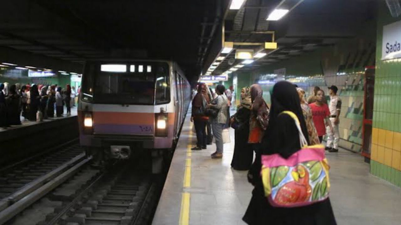 مصرع شرطي أثناء إنقاذ راكب بمحطة مترو شبرا الخيمة