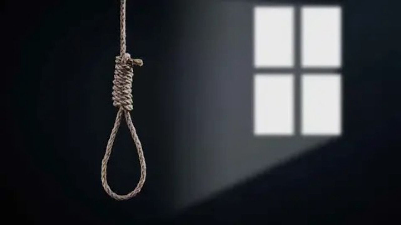 الإعدام لرجل حرق زوجته حيّة بسبب لون بشرتها