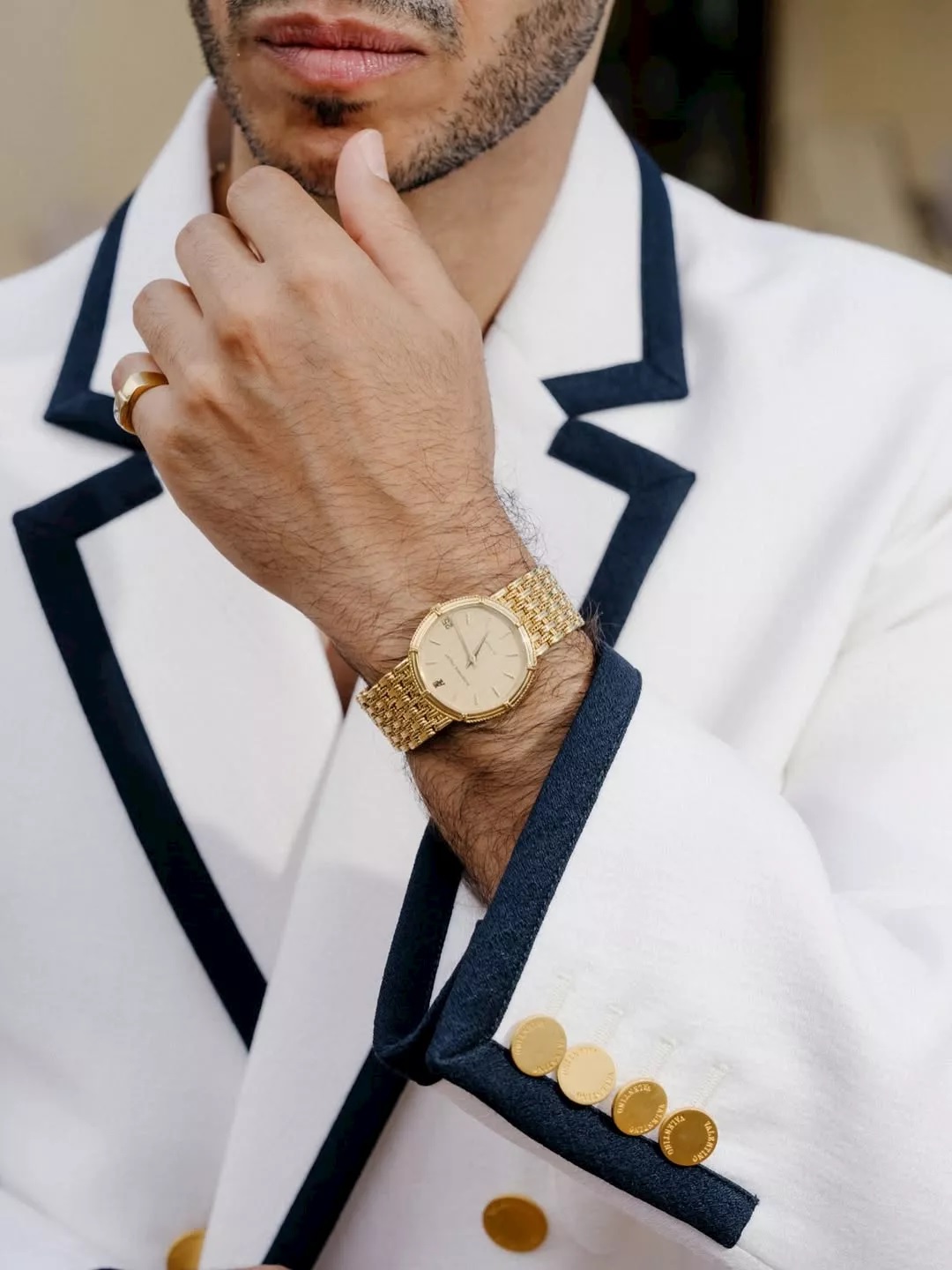 مينا مسعود وزوجته يحتفلان بشهر العسل.. صور