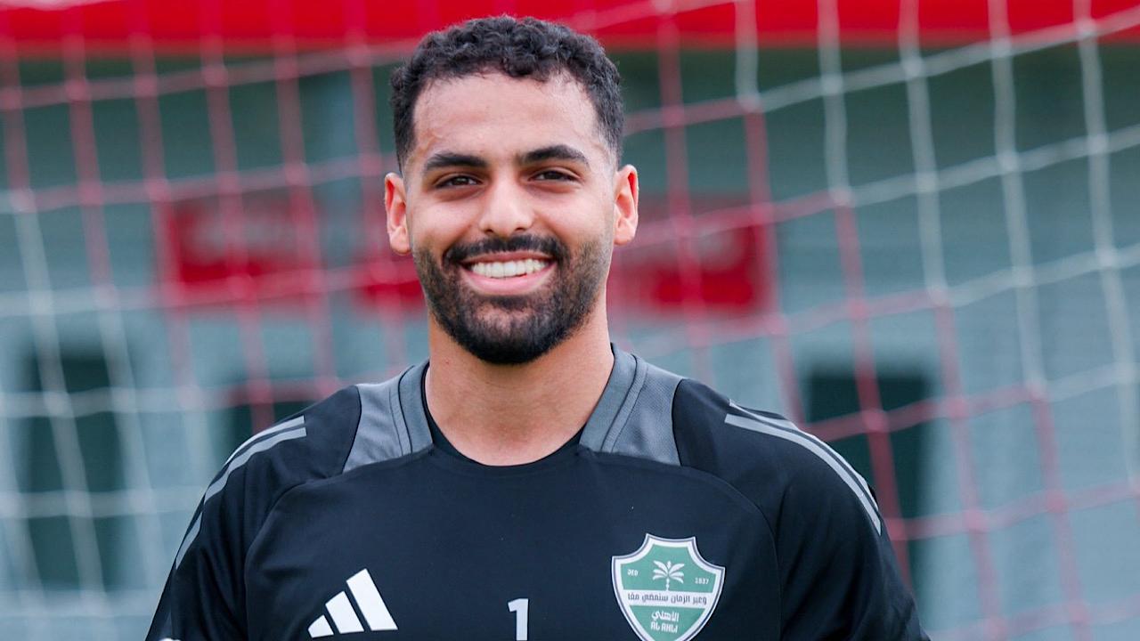 مصادر: الأهلي لم يرد على عرض الشباب لشراء عقد عبدالرحمن الصانبي