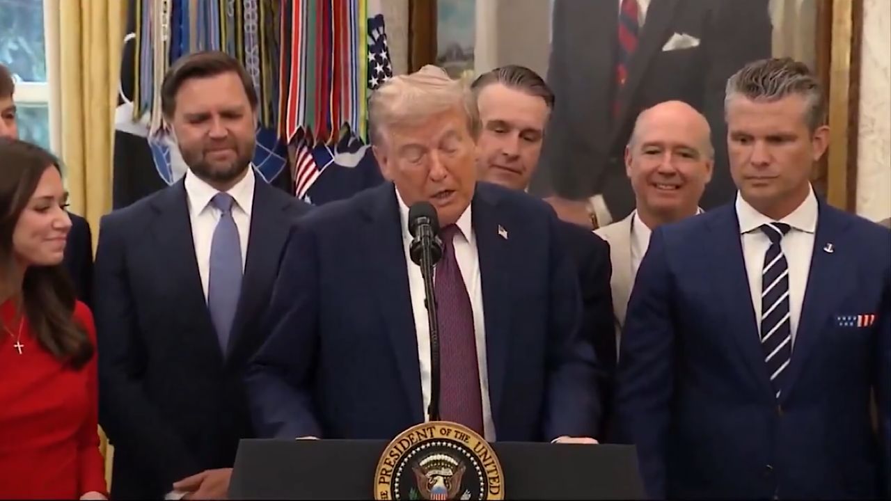 ترامب يعرب عن استيائه من بوتين ويتعهد بالتحرك لإنقاذ أرواح الأوكرانيين..فيديو