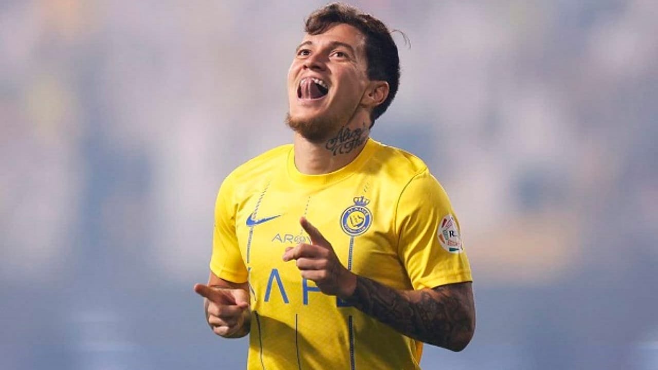 القادسية يحسم صفقة أوتافيو