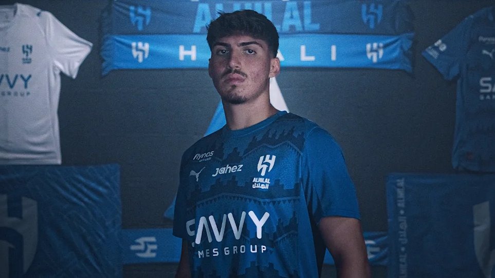 الهلال يعلن التعاقد رسميا مع أكتشيشيك .. فيديو