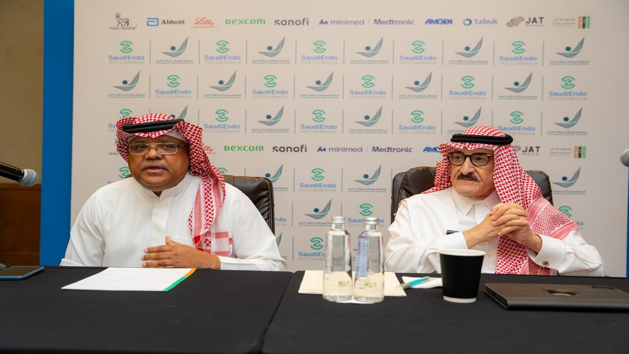 الطرق العلاجية الجديدة باستخدام الذكاء الاصطناعي في المؤتمر الدولي الخامس لمستجدات أمراض السكري والسمنة