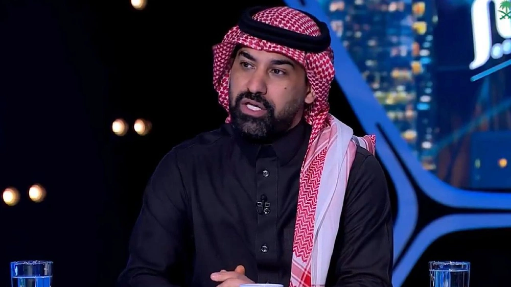 أحمد عطيف: الشباب وضعه صعب للغاية.. فيديو