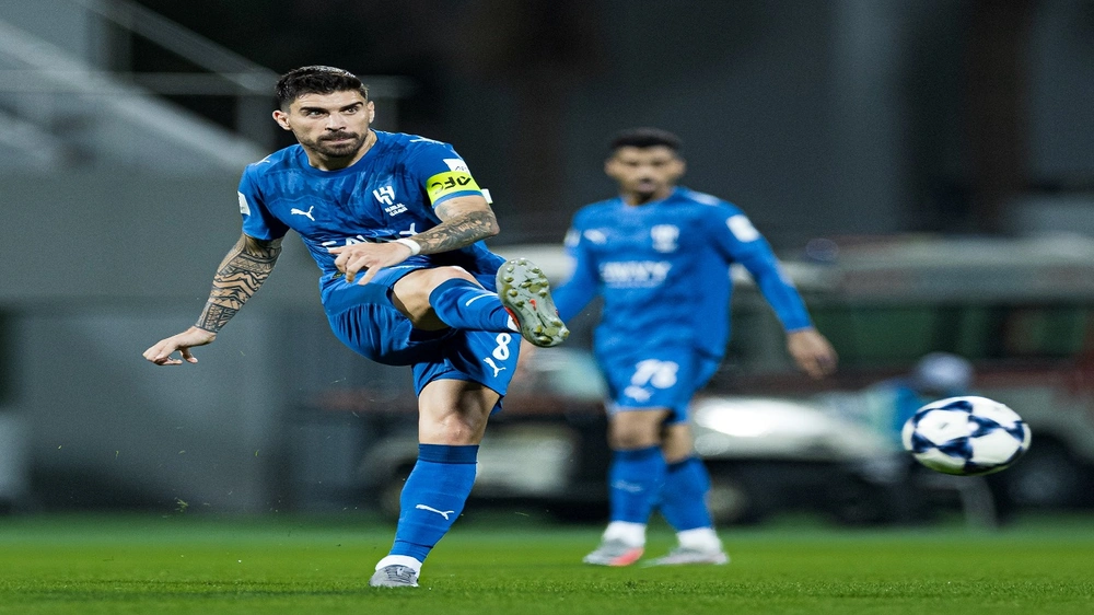الهلال يهزم الشارقة الإماراتي بهدف نظيف