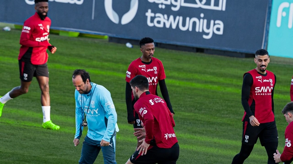 الهلال يختتم تحضيراته لمواجهة الخلود .. صور