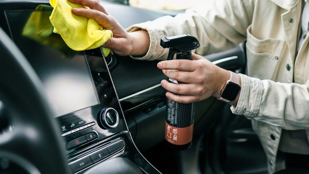 نصائح لصيانة أبواب ومقابض السيارة وحمايتها من التلف