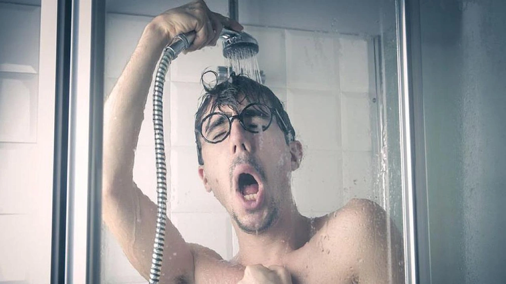 استشاري الجلدية: الشتاء يفاقم الأمراض الجلدية وينصح بالاستحمام بالمياه الفاترة ..  فيديو