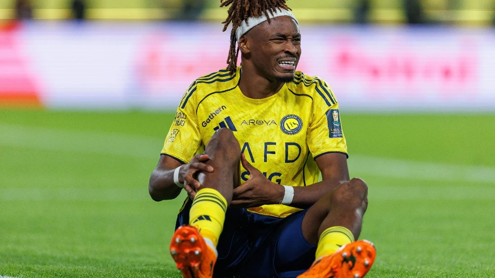 الإصابة تبعد سيماكان 8 مباريات متتالية