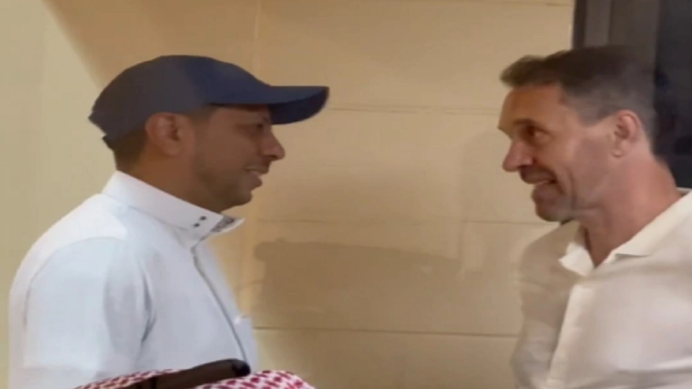 لؤي مشعبي يزور مقر الاتحاد ويلتقي رامون بلانيس.. فيديو