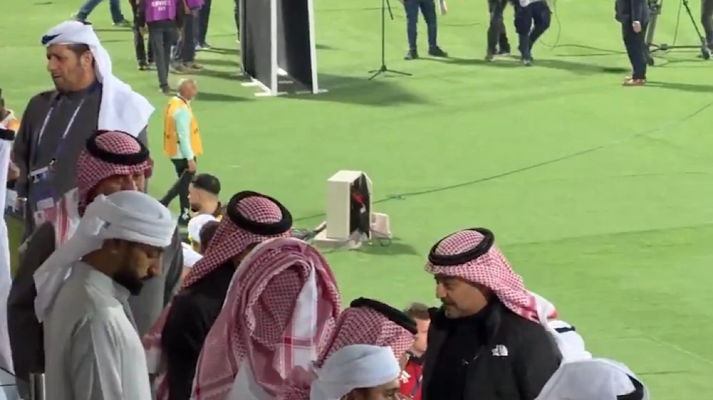 الأمير نواف بن سعد يهنئ جماهير الهلال بعد الفوز على الشارقة .. فيديو