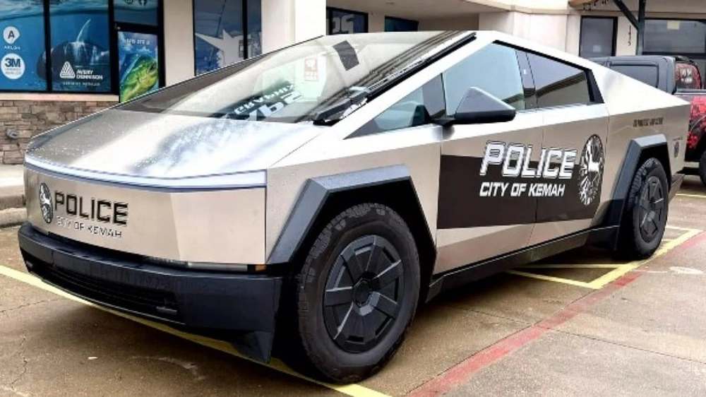 تسلا سايبرتراك للشرطة تثير السخرية وتوصف بـ “القمامة” في ولاية أمريكية