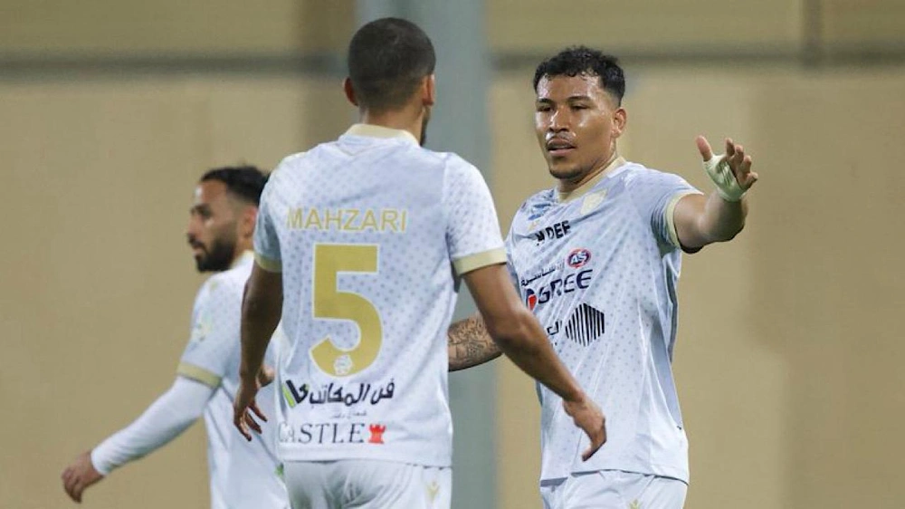 التعاون يهزم الخلود بثنائية