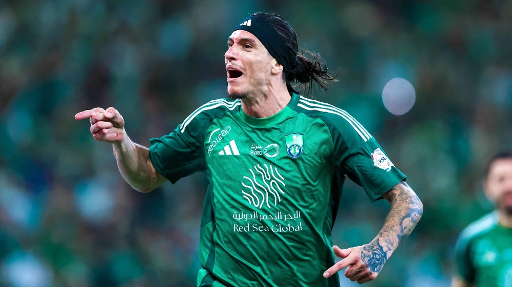 بالميراس يراقب روجر إيبانيز