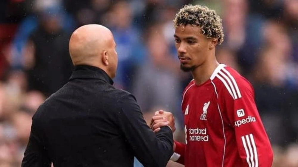 سلوت يكشف سبب تألق إيكيتيكي بعد بداية متذبذبة