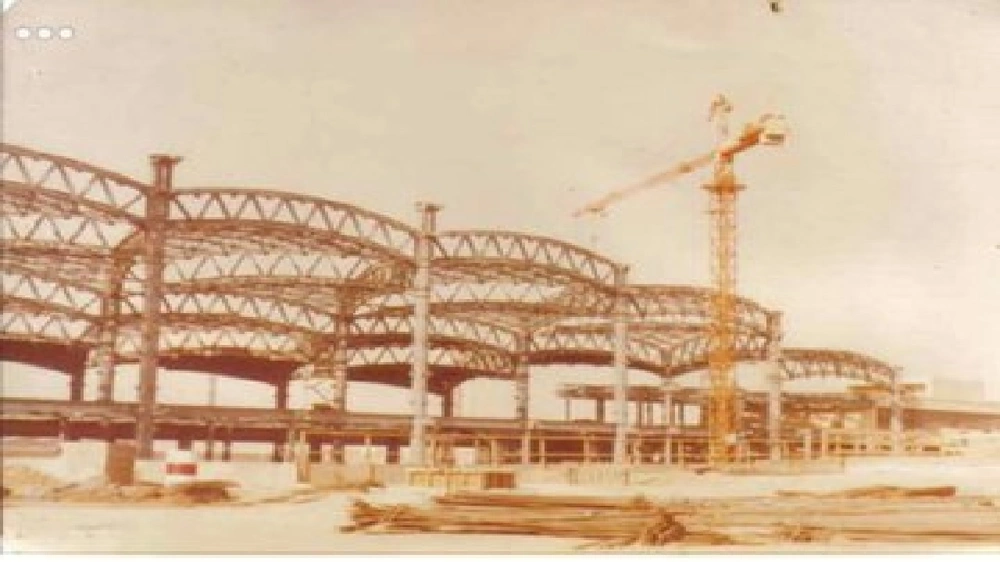 لقطات نادرة لتشييد مطار الملك خالد الدولي قبل 45 عامًا.. صور