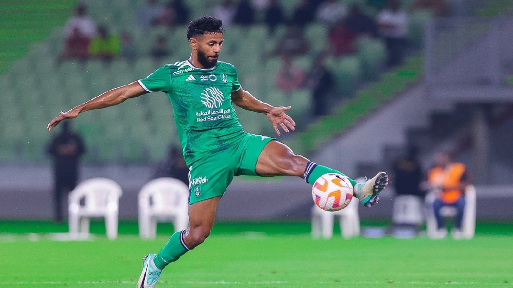 عبدالله العمار ينهي مسيرته مع الأهلي