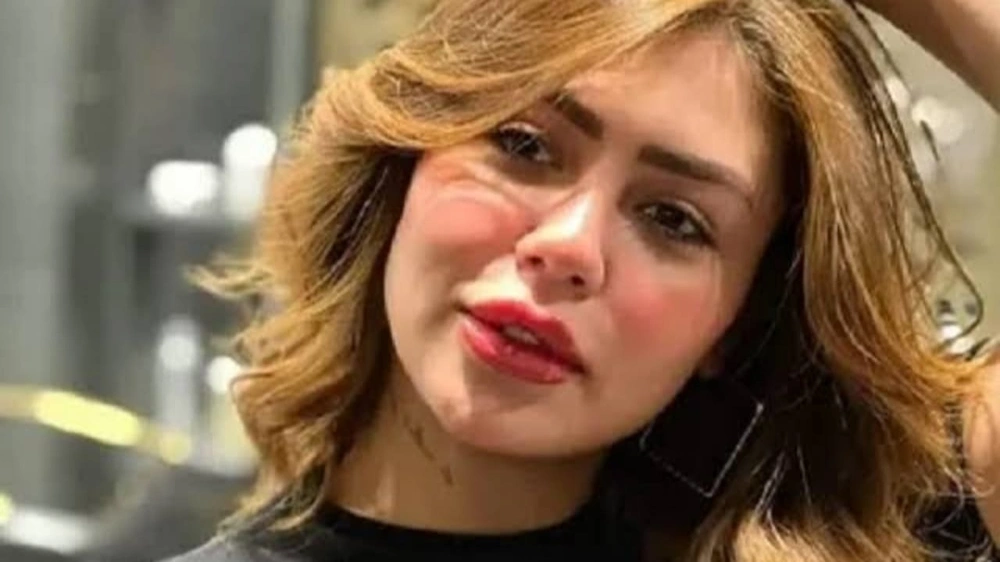 تأييد حبس البلوجر المصرية هدير عبدالرازق سنة في حادث دهس