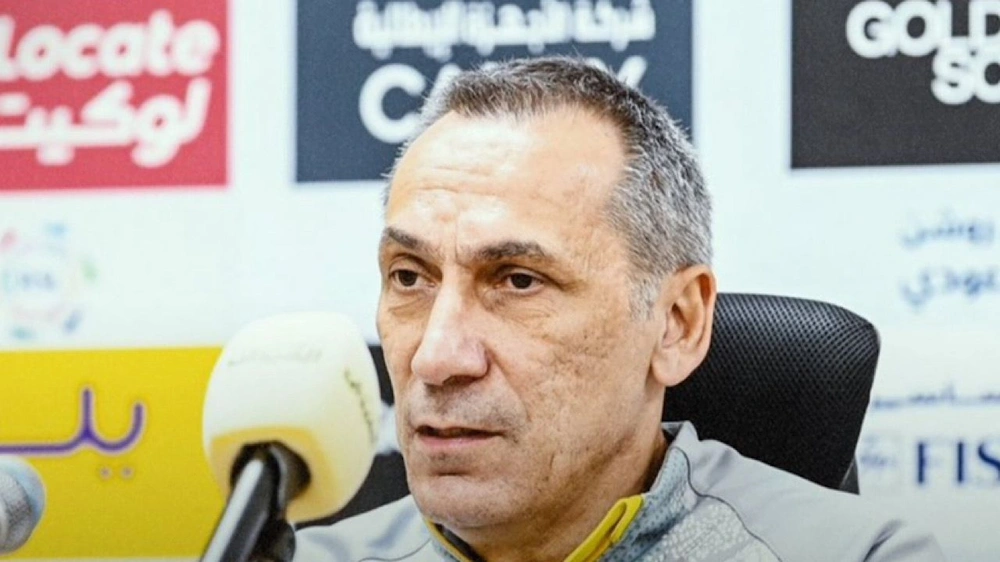 دونيس يكشف موقفه من تدريب المنتخب الوطني