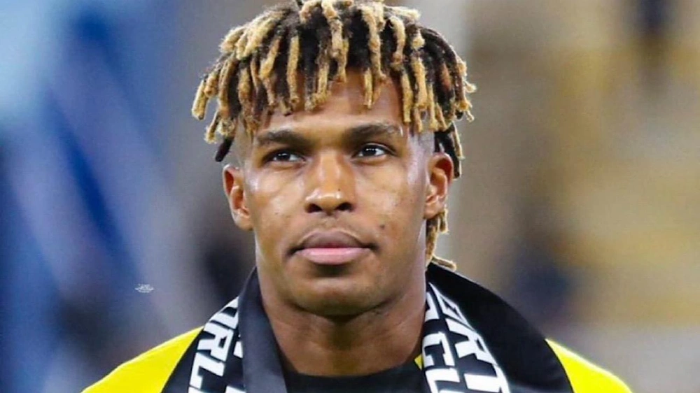 فواز الصقور يقترب من العودة إلى صفوف فريقه