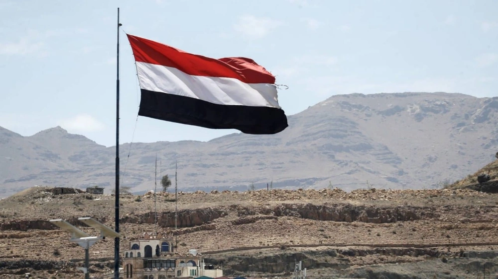 إعلان حالة الطوارئ وفرض حظر جوي وبحري وبري على الموانئ والمنافذ باليمن