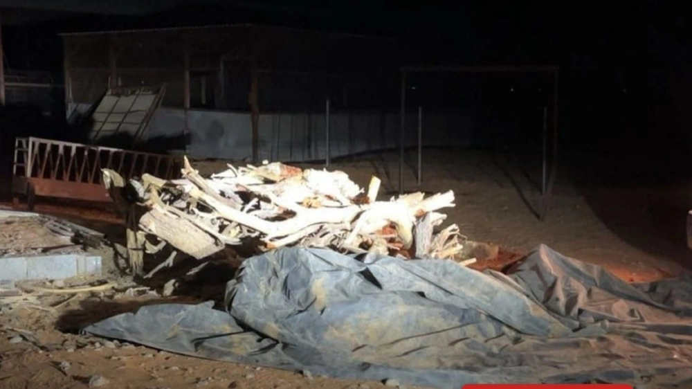 “الأمن البيئي” يضبط مخالفين لنظام البيئة يقومون بنقل الرمال وتجريف التربة