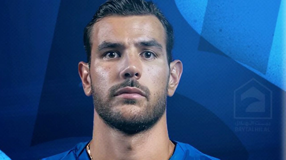 ثيو هيرنانديز مهدد بالإيقاف عن لقاء ضمك