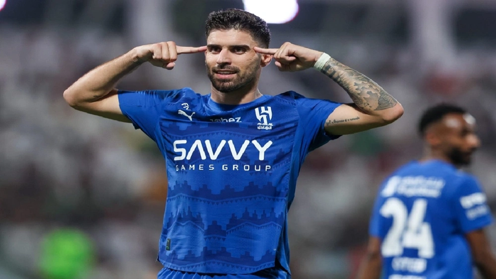 إنزاغي : نحاول تجديد عقد روبن نيفيز