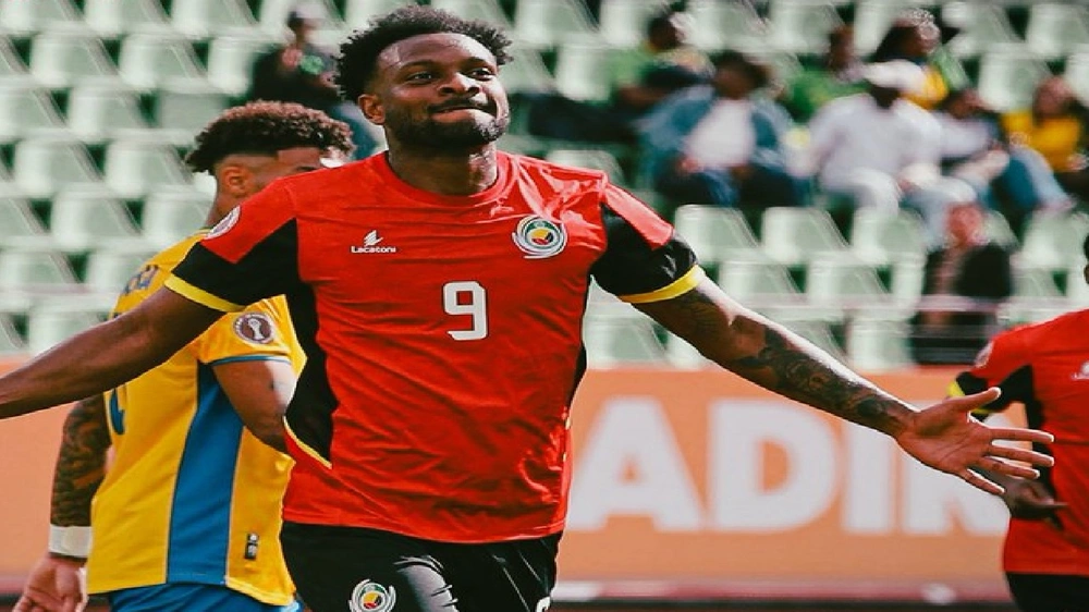 موزمبيق يتغلب على الغابون بثلاثية