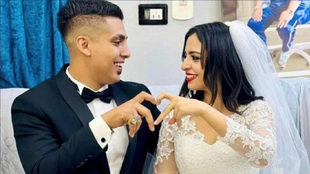 كروان مشاكل يتهم محمد إمام بتخريب حفل زفافه