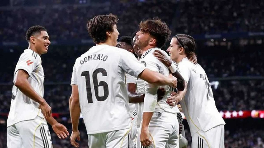ريال مدريد يحسم مصير مهاجمه الشاب