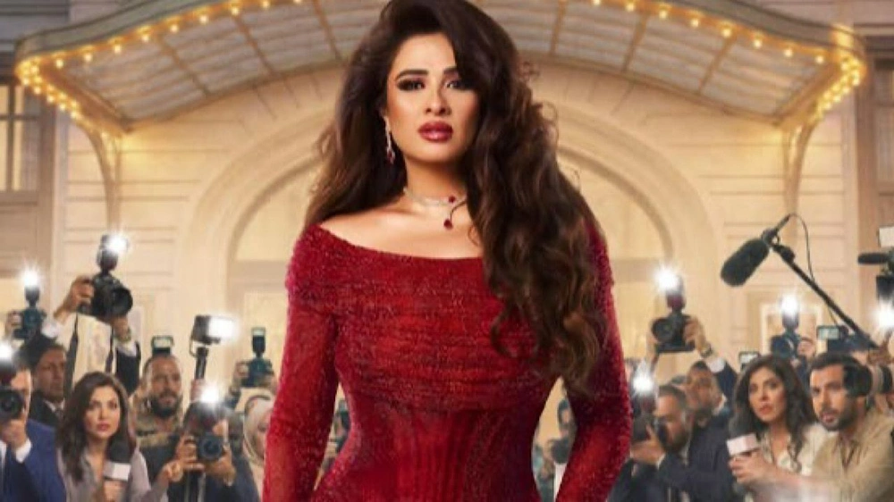 ياسمين عبدالعزيز تلجأ للقضاء بعد انتشار صور مسيئة لها