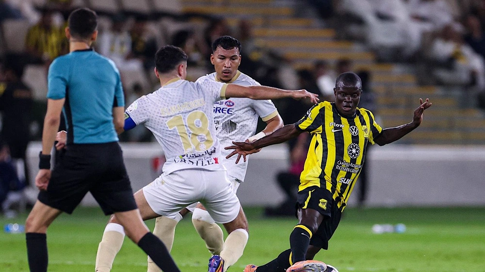 مندش يعبر عن استيائه من قرار الحكم بإلغاء هدف التعاون أمام ⁧‫الاتحاد‬⁩