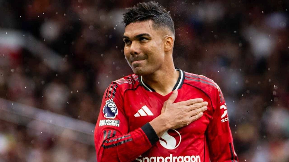 القادسية والاتحاد يبديا اهتمامهما بالتعاقد مع كاسيميرو