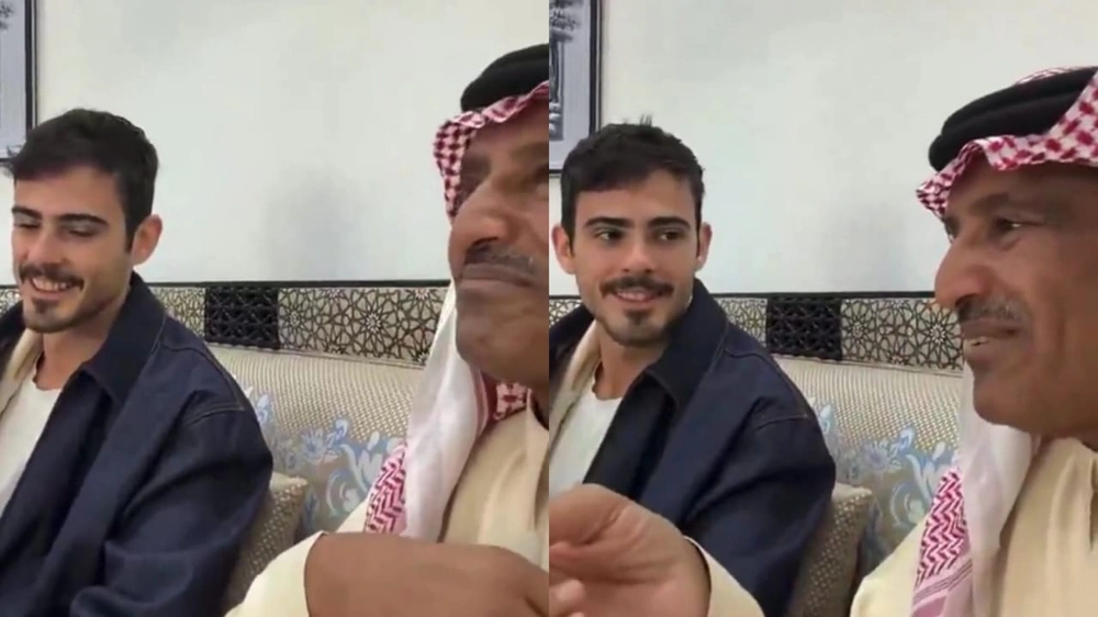 معجب إيطالي يفاجئ خالد عبدالرحمن في منزله ويغني له.. فيديو