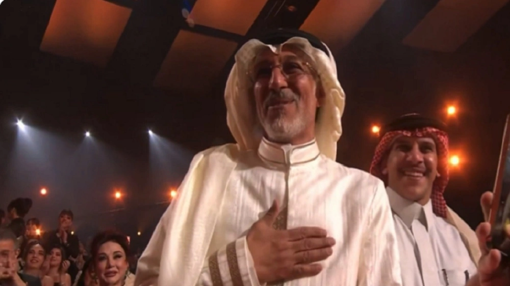 عبدالمحسن النمر يفوز بجائزة  الممثل المفضل في جوي أووردز 2026 .. فيديو