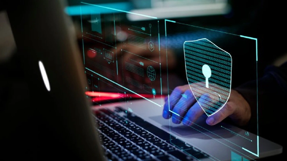 3 سمات شخصية تجعلك عرضة للاحتيال المالي.. فيديو