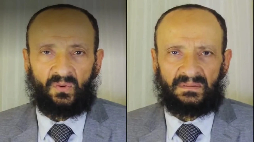 طبيب مصري يروي خيانة أبنائه بعد 30 عامًا في الغربة وتحويل 50 مليون جنيه .. فيديو