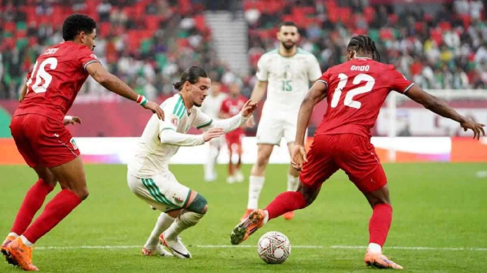 تشيلسي يسعى لضم جناح منتخب الجزائر