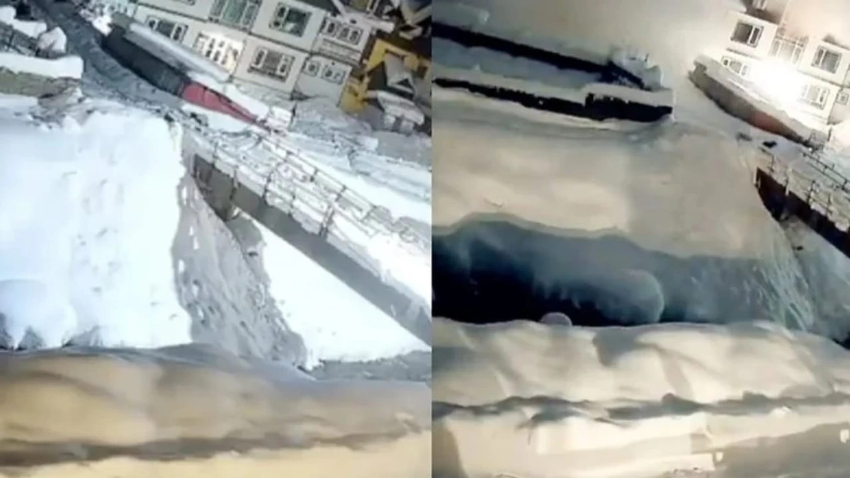 انهيار جليدي ضخم يبتلع مباني ويحطم الأحياء في كشمير .. فيديو