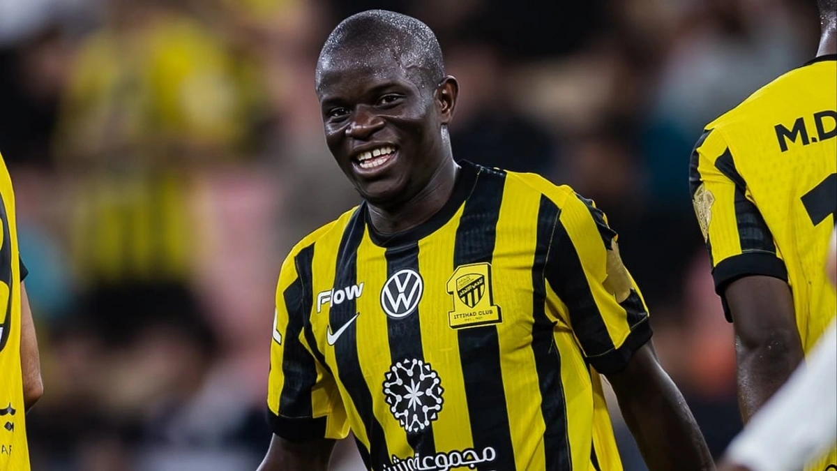 الاتحاد يوضح موقفه بشأن نغولو كانتي: لا نية للتفريط فيه خلال الفترة الحالية