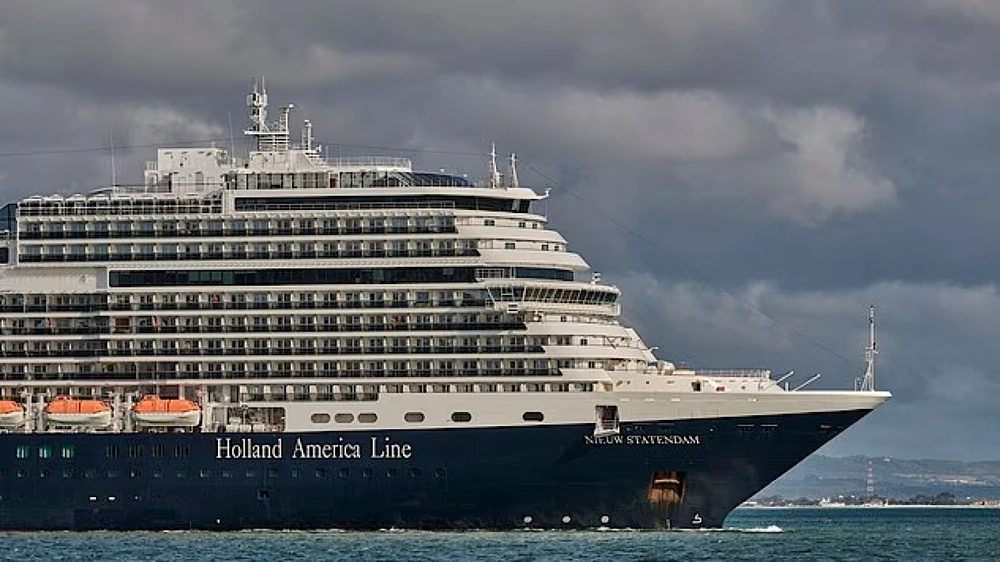 خفر السواحل الأمريكي يبحث عن راكبة سقطت من سفينة سياحية في البحر الكاريب